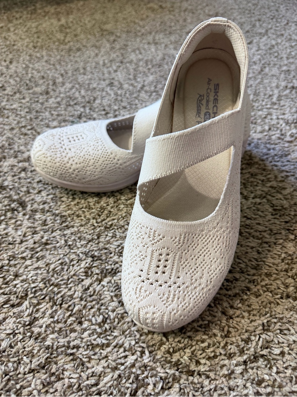 Skechers White Knit Slip-On Mary Jane Flats with Elastic Strap. Like new.